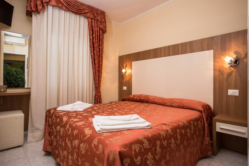 Albergo Ristorante Pozzi Беллария-Иджеа-Марина Экстерьер фото