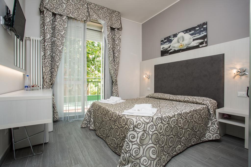 Albergo Ristorante Pozzi Беллария-Иджеа-Марина Экстерьер фото