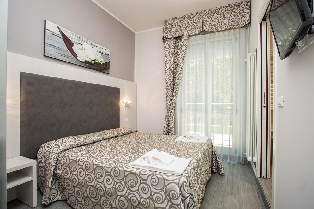 Albergo Ristorante Pozzi Беллария-Иджеа-Марина Экстерьер фото